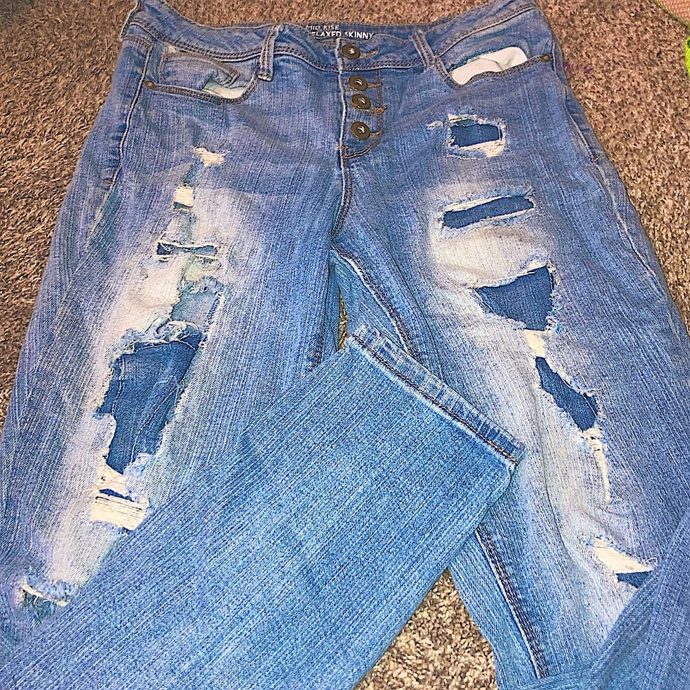 Womens Mid Rise Relaxed Skinny Ripped Jeans No Boundaries